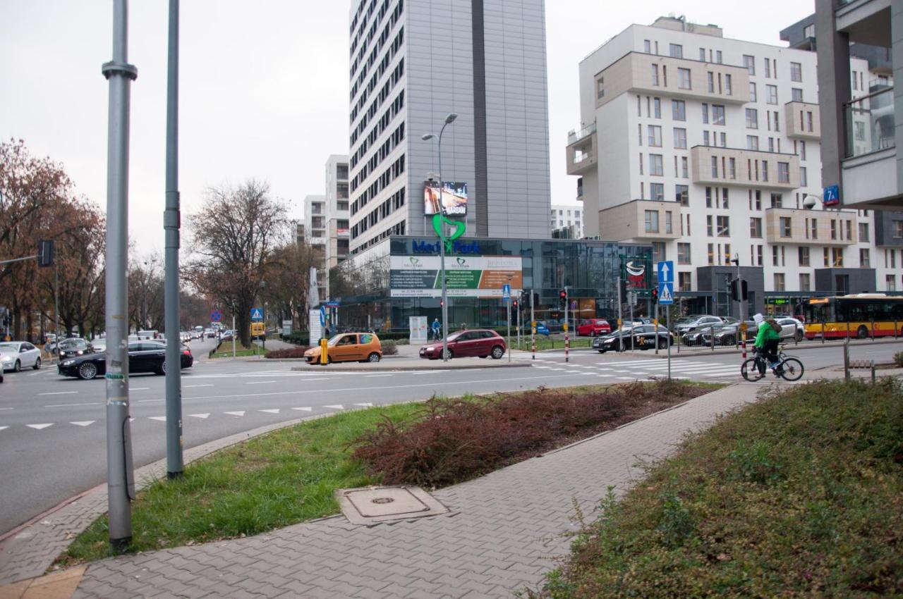 Apartament Cybernetyki Mokotow Варшава Экстерьер фото