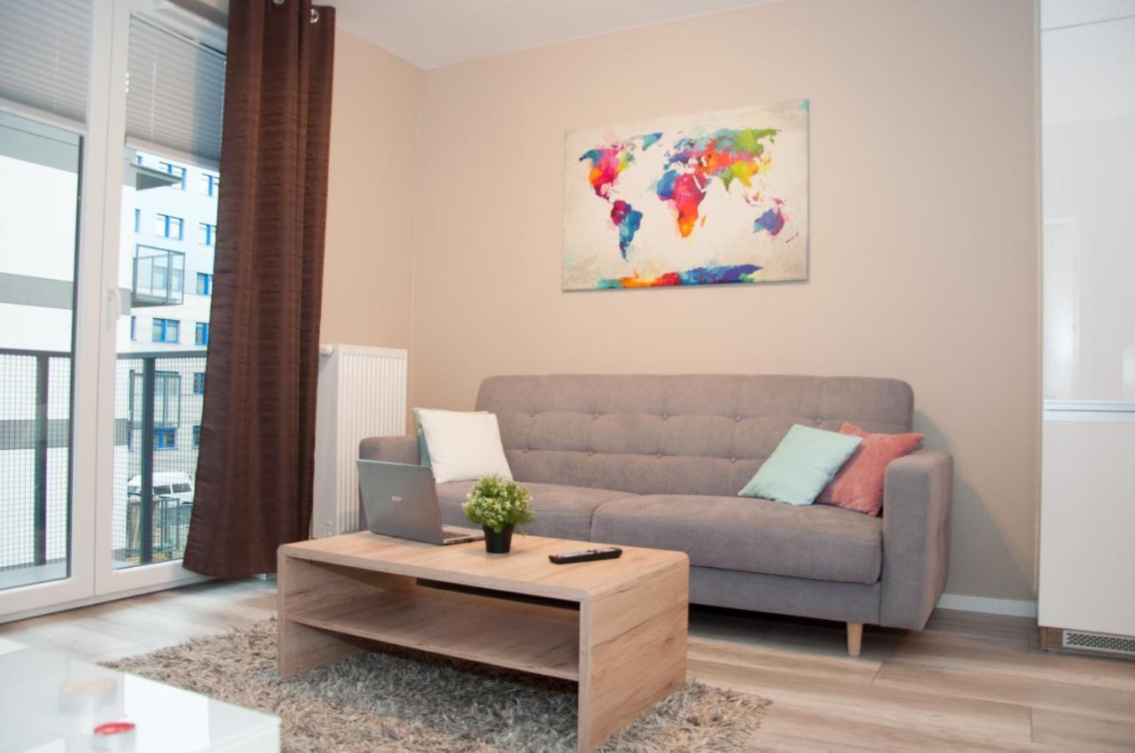 Apartament Cybernetyki Mokotow Варшава Экстерьер фото